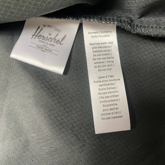 Herschel Rain Jacket Men's M Black Polyester Snap Button Lightweight - Picture 13 of 13